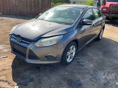 Ford Focus Salvage Truck