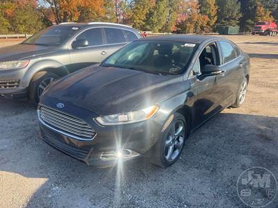 Ford Fusion Salvage Truck