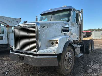 Freightliner Coronado 122 SD Salvage Truck