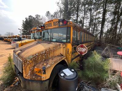 Freightliner FS65 Salvage Truck