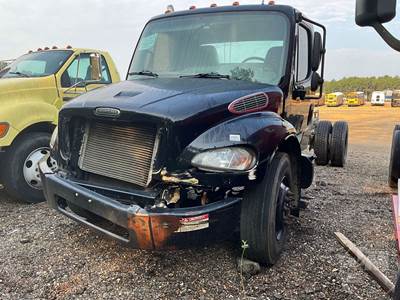 Freightliner M2 Salvage Truck