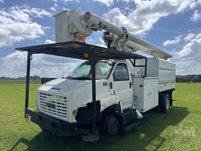 GMC C8 Salvage Truck