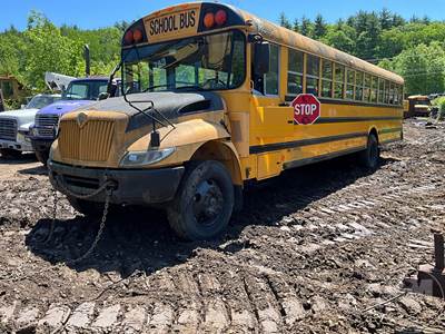 IC Bus PB105 Salvage Truck