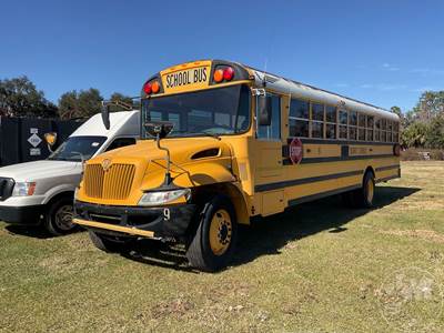 IC Bus SCHOOL BUS Salvage Truck