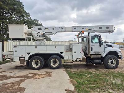 International SF625 Salvage Truck