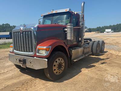 International HX520 Salvage Truck