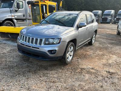 Jeep Compass Salvage Truck