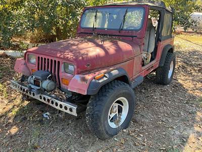 Jeep Wrangler Salvage Truck