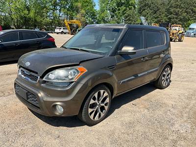 KIA Soul Salvage Truck