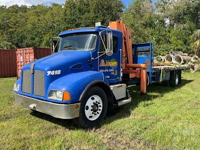 Kenworth T300 Salvage Truck