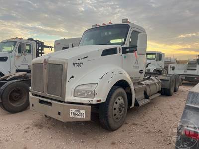 Kenworth T880 Salvage Truck
