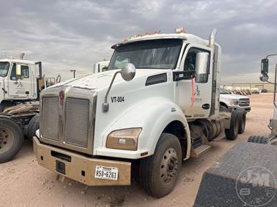 Kenworth T880 Salvage Truck