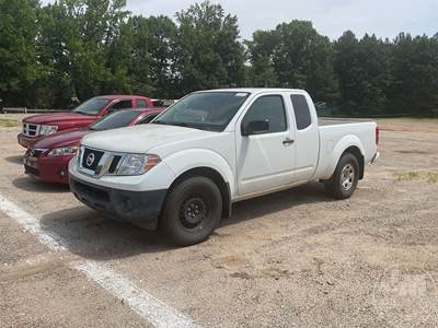 Nissan Frontier Salvage Truck