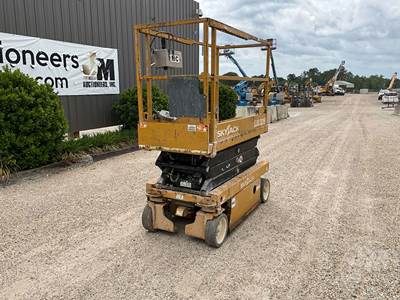 Skyjack SJIII 3219 Scissor Lift