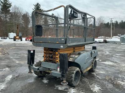 3368RT Scissor Lift