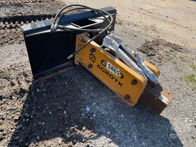 AGROTK SSHH680 Skid Steer Attachment