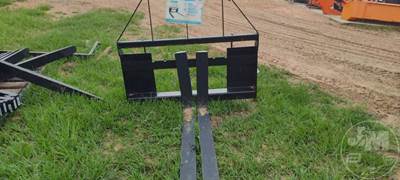 2026 AGT Universal Skid Steer Forks with Mast