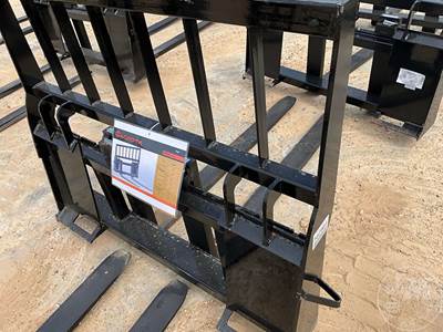 Used AGT SA-100 Skid Steer Forks with Mast, 48"