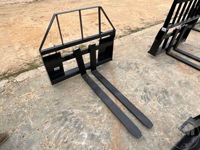 AGT SALL100 Skid Steer Forks with Mast