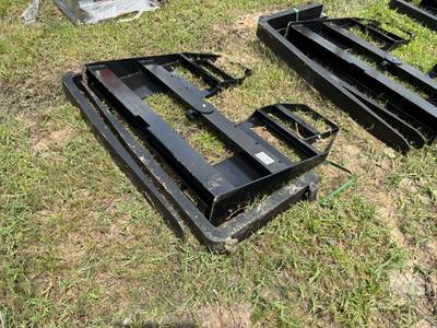 Unused AGT 48 Inch Forks with Mast, Universal Skid Steer Mount