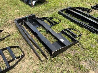 Unused AGT SSCPF48-6600-WFF 48" Forks with Mast, Universal Skid Steer Mount