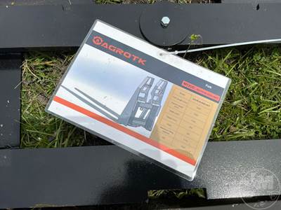 AGT SSCPF48-6600-WFF 48 Inch Forks with Mast, Universal Skid Steer Mount