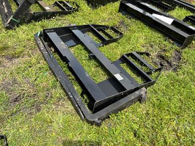 Unused AGT SSCPF48-6600-WFF 48 Inch Skid Steer Forks with Mast, Universal Mount