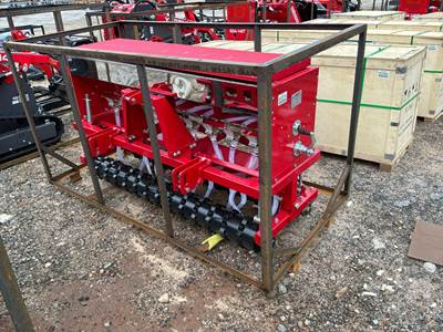 AGT STSD10 Skid Steer Attachment, 78" Universal Skid Mount