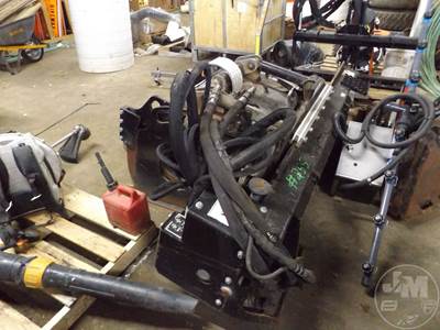 Caterpillar PC306 Skid Steer Attachment