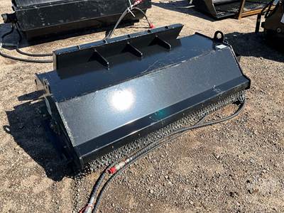 Unused 2025 Future FT-FM57 57 Inch Universal Skid Steer Mount