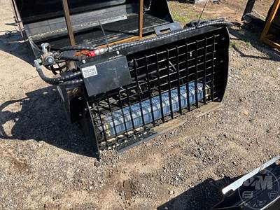 Unused 2025 Future FT-MB27F 27 Inch Universal Skid Mount Skid Steer Attachment