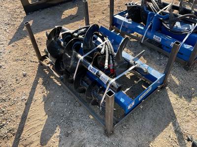 Unused GIYI 45 Inch Hydraulic Auger Skid Steer Attachment