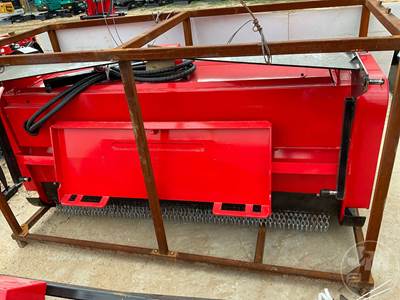 GIYI 72PRO Skid Steer Attachment