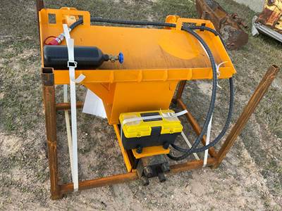 GIYI AD680 Skid Steer Attachment