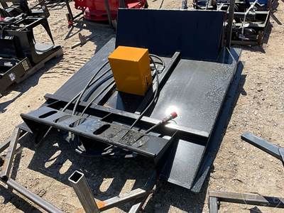 GIYI BC63 Skid Steer Attachment, 57" Cutting Width Universal Skid Mount