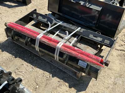 2026 GIYI BF47 Universal Skid Steer Mount, 47" Working Length