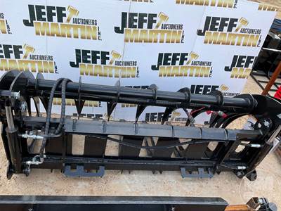 GIYI CLG72 Skid Steer Attachment