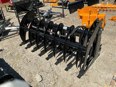 Unused GIYI CLG72 Universal Skid Mount Skid Steer Attachment