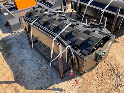 GIYI CW59 Skid Steer Attachment