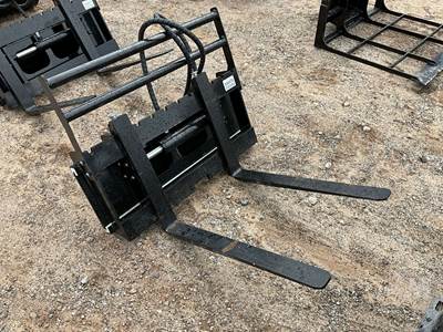 GIYI CYHC Skid Steer Attachment