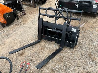 GIYI CYHC Skid Steer Attachment