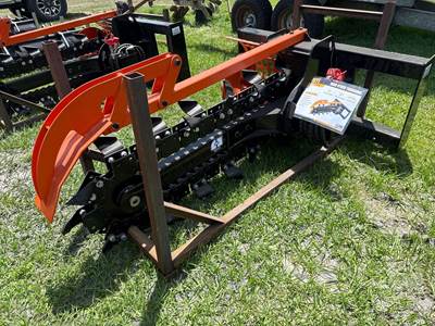 Unused GIYI D39 8 Inch Trencher Skid Steer Attachment