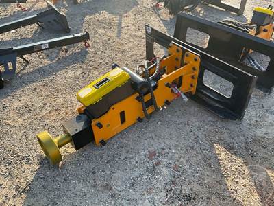 Unused GIYI D680 45 Inch Post Driver, Universal Skid Steer Mount