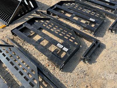 GIYI DHC Skid Steer Forks with Mast, Universal Skid Mount, 45"/60"
