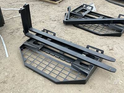 GIYI DHC FORK ATTACHMENT Skid Steer Attachment
