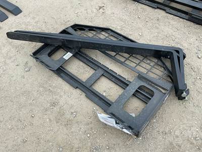 GIYI DHC FORK ATTACHMENT Skid Steer Attachment