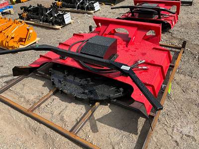 GIYI DM39 DISC MULCHER Skid Steer Attachment