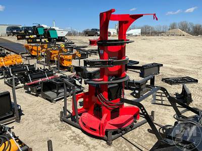 Unused 2026 GIYI FB77 Universal Skid Steer Attachment, 30" Max Opening, 13" Cut, 38" Disc