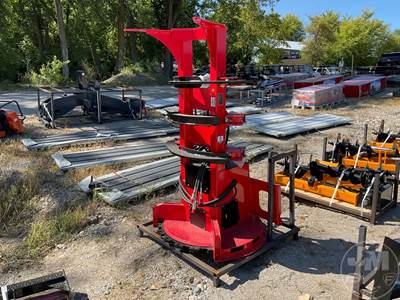 GIYI FB77 Universal Skid Mount Skid Steer Attachment