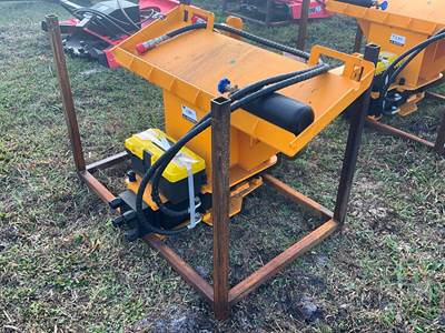 GIYI GY-AD680 Skid Steer Attachment
